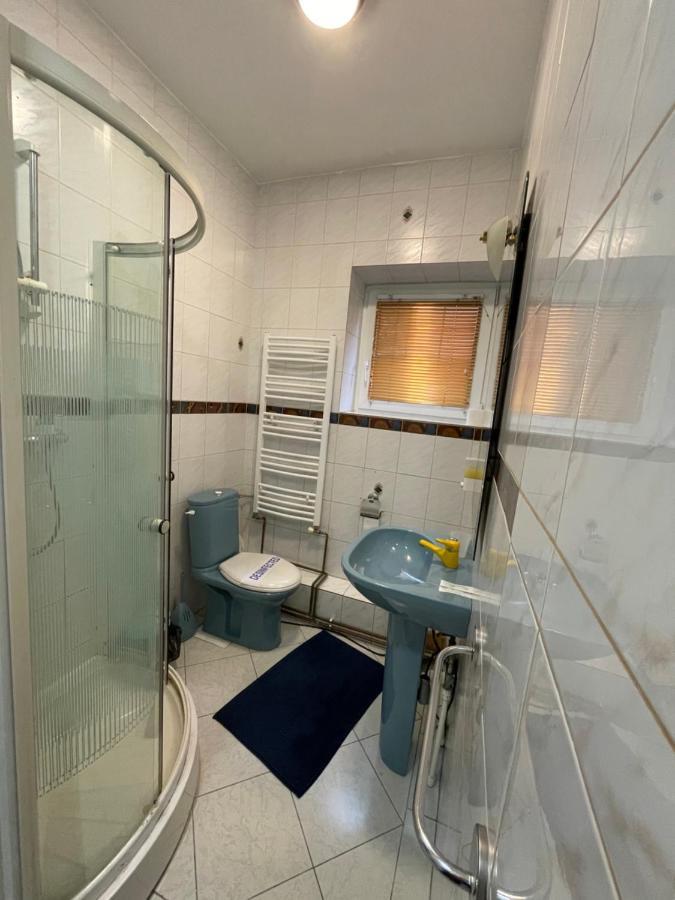 Guest House Luxotel Zrenjanin Extérieur photo