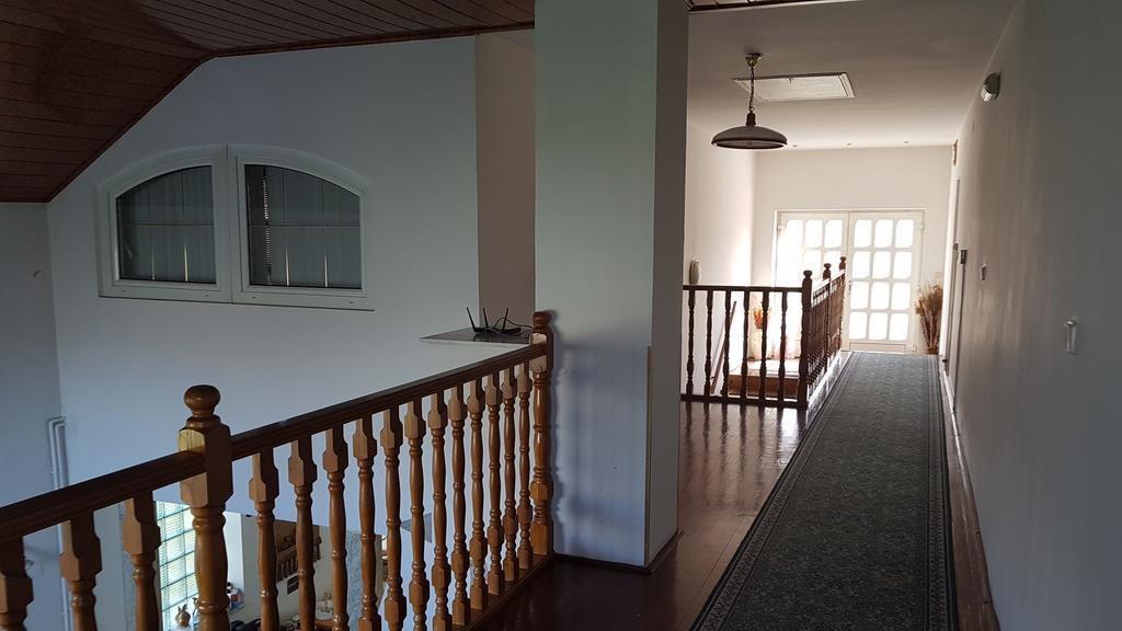 Guest House Luxotel Zrenjanin Extérieur photo